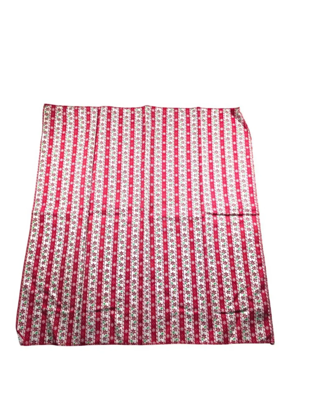 Set Of six Christmas Napkins Red White green floral Snowflakes Cotton poinsetta